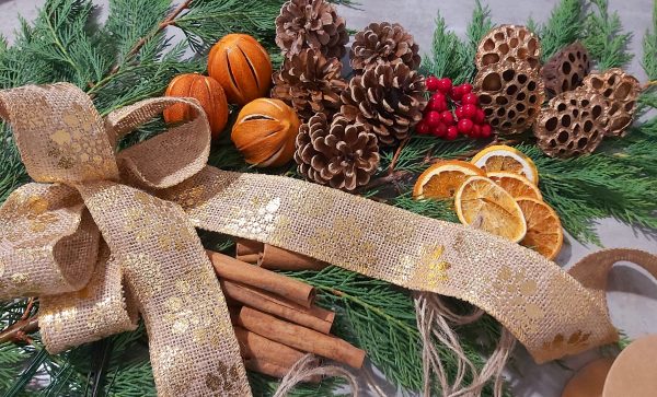 Christmas wreath making workshops 2021 - Image 2