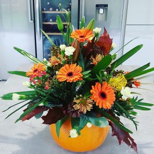 Pumpkin flower arranging classes